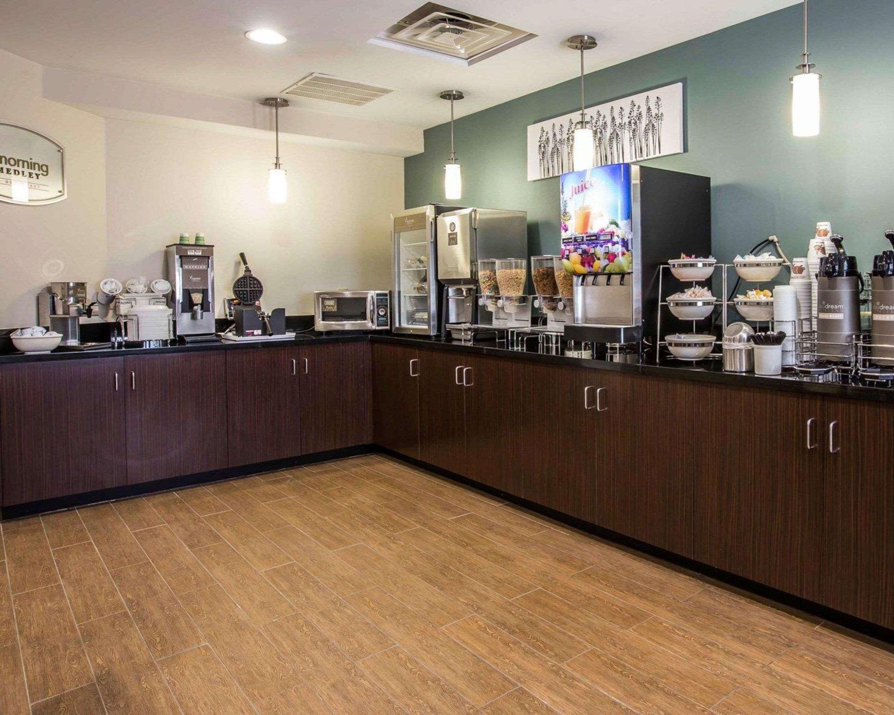 Sleep Inn Greensboro Airport Εξωτερικό φωτογραφία